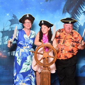 Team Page: TEAM SHEE